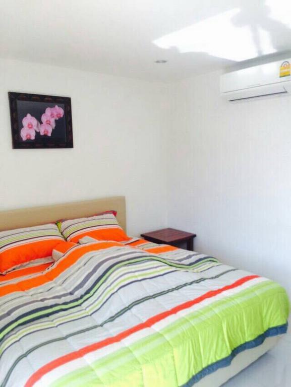 Hotel The Bread Basket Kamala Beach Exterior foto